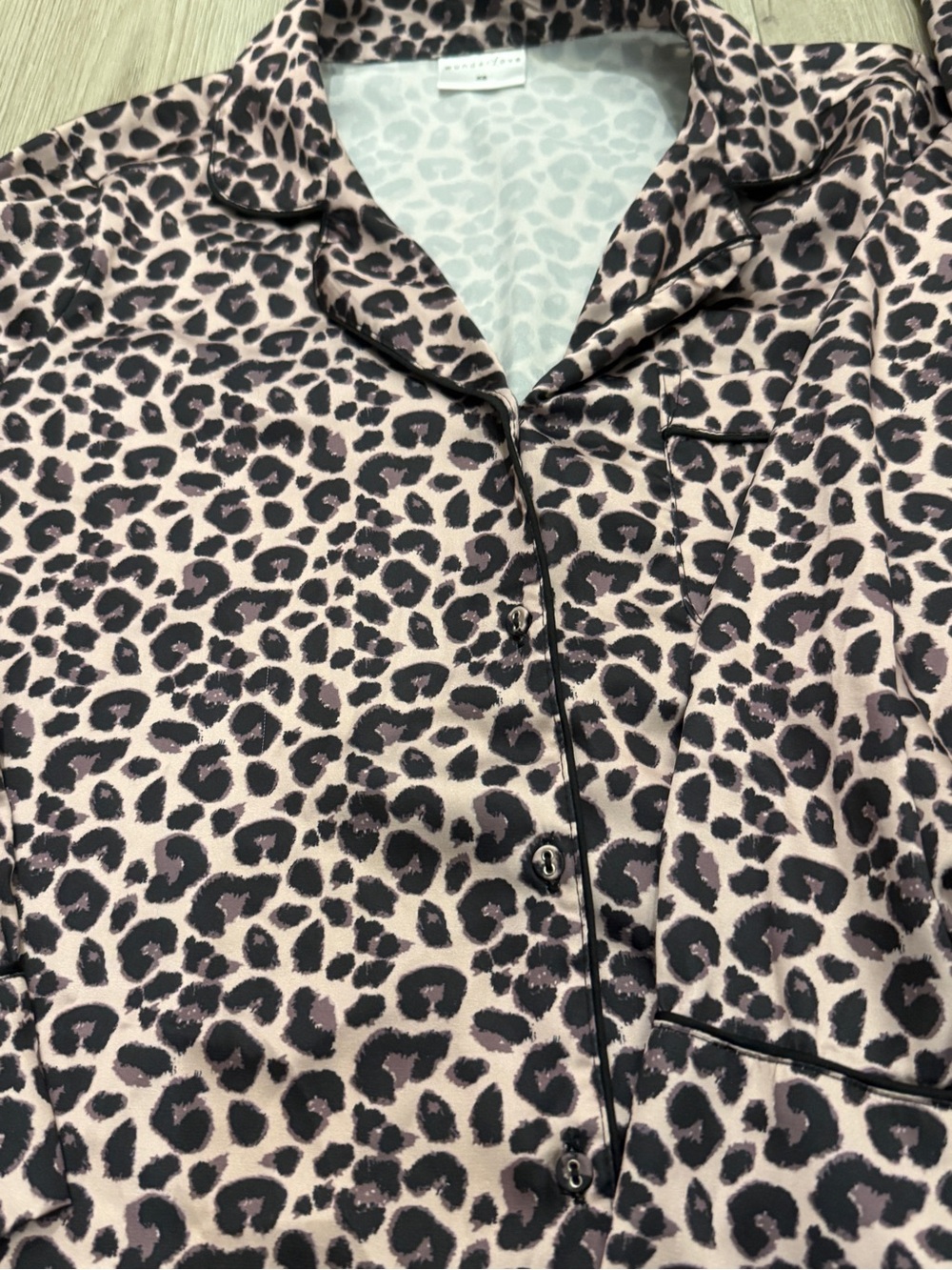 Leopard Print Pyjama Set - Picture 4 of 5